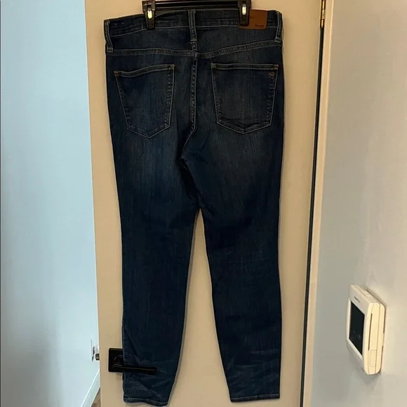 Madewell Women's High Riser Skinny Jeans in Indigo Blue Wash - Picture 6 of 7